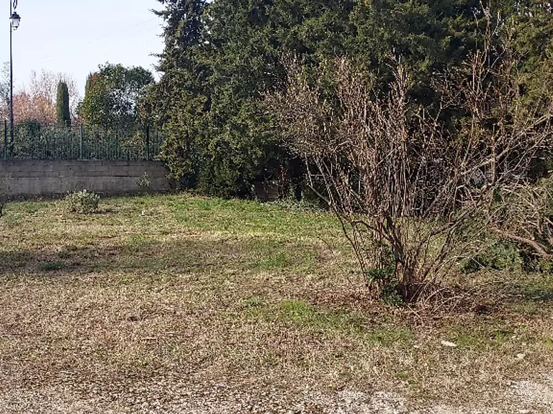 Terrain à bâtir, 450 m² - Connaux (30330)