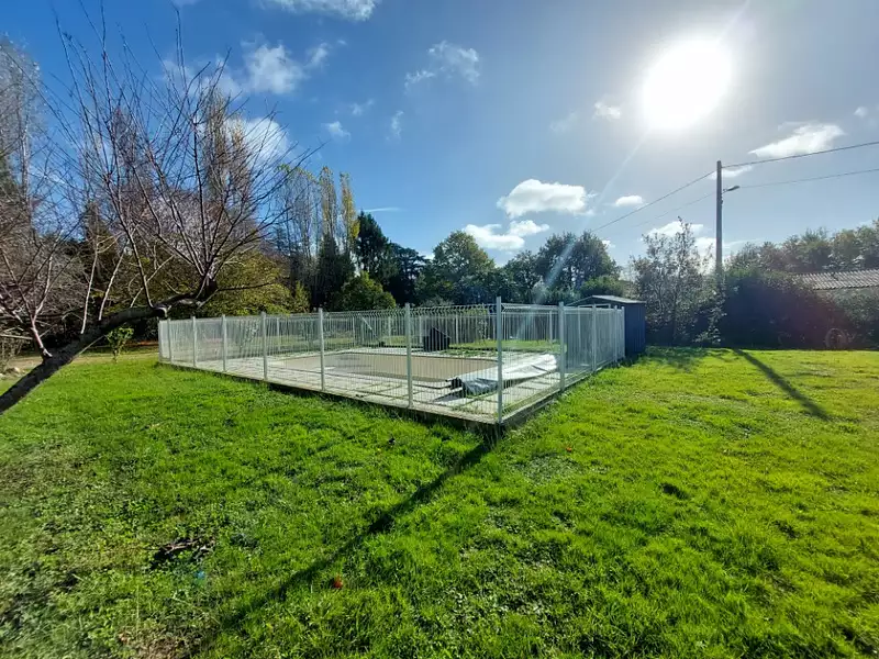 Terrain à bâtir, 1 170 m² - Montech (82700)