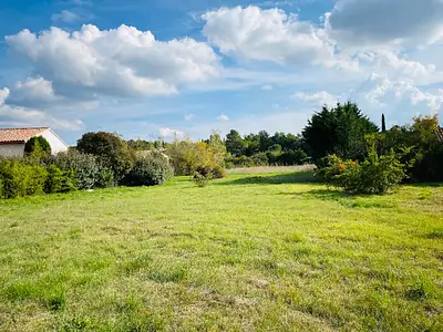Terrain à bâtir, 897 m²