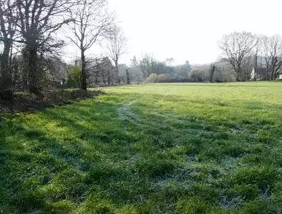 Terrain à bâtir, 727 m²