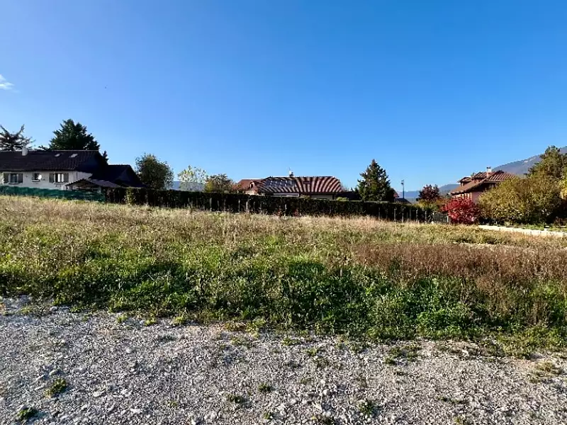 Terrain à bâtir, 696 m² - Valserhône (01200)