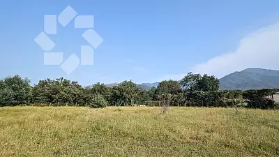 Terrain à bâtir, 3 235 m²