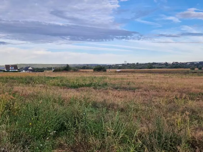 Terrain à bâtir, 605 m² - Pont-de-l'Arche (27340)