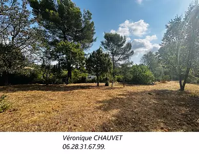 Terrain à bâtir, 660 m²