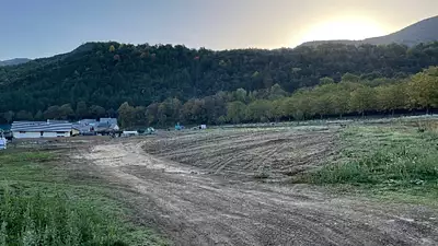 Terrain à bâtir, 652 m²