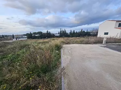 Terrain à bâtir, 612 m²