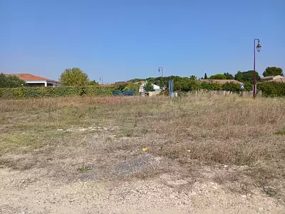 Terrain à bâtir, 621 m²