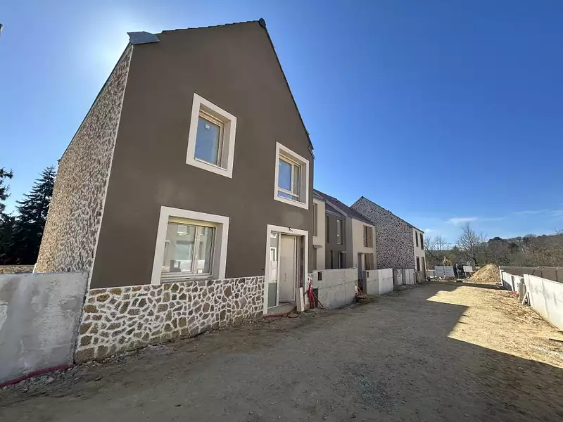 SAINT-CHERON - LA VILLA SAINT-CHERONNAISE - Saint-Chéron (91530)