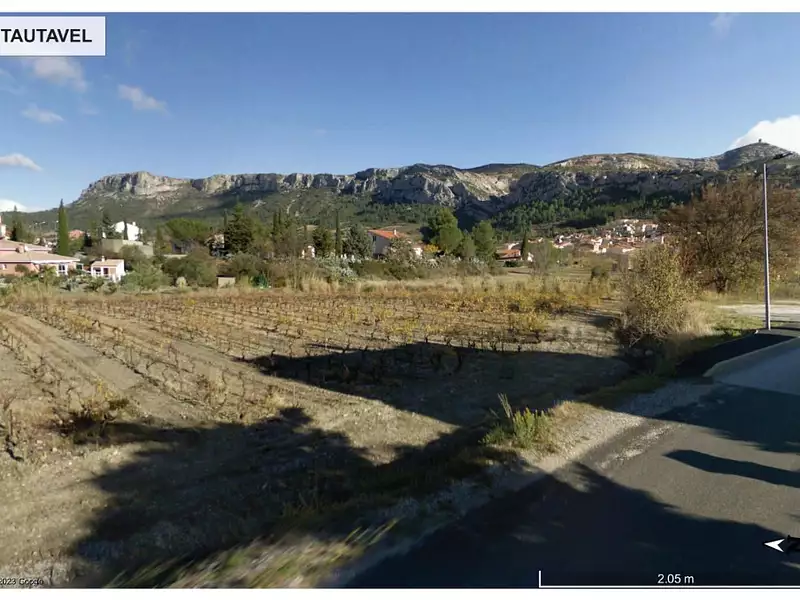 Terrain à bâtir, 992 m² - Maury (66460)