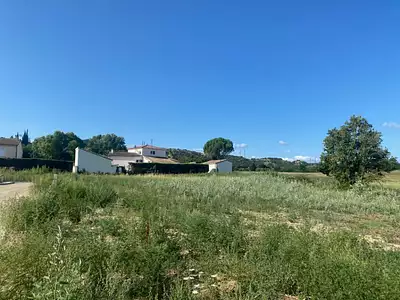 Terrain à bâtir, 832 m²