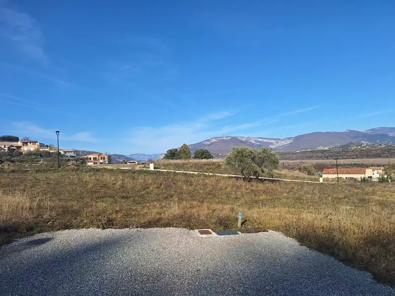 Terrain à bâtir, 622 m² - Aubignosc (04200)