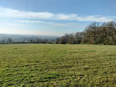 Terrain à bâtir, 300 m²