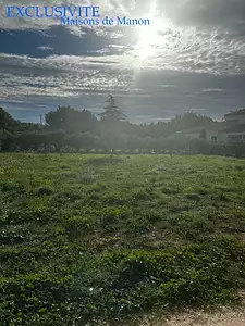 Terrain à bâtir, 720 m²