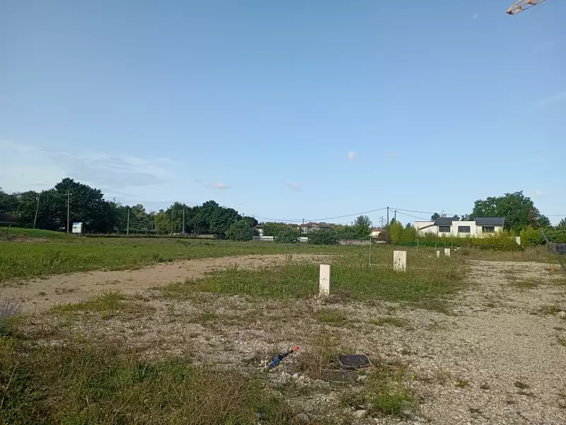 Terrain à bâtir, 404 m² - Chatuzange-le-Goubet (26300)