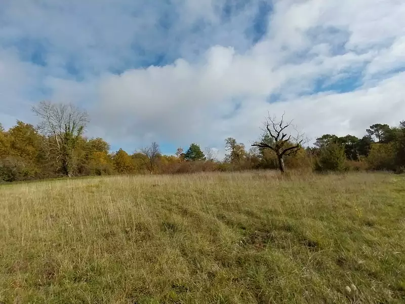 Terrain à bâtir, 1 500 m² - Atur (24750)