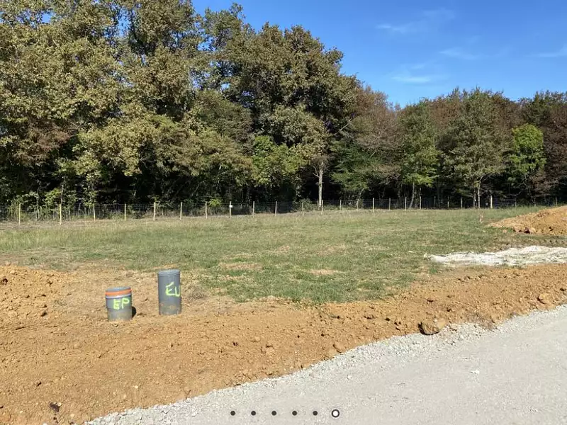 Terrain à bâtir, 555 m² - Martillac (33650)