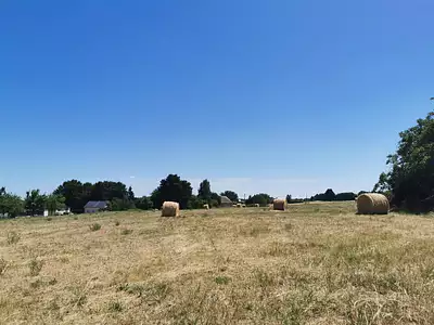 Terrain à bâtir, 651 m²