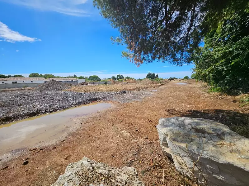 Terrain à bâtir, 400 m² - Fos-sur-Mer (13270)