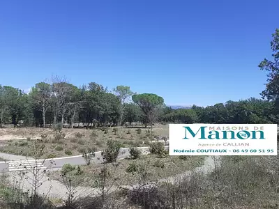 Terrain à bâtir, 1 635 m²