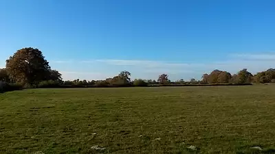 Terrain à bâtir, 1 043 m²