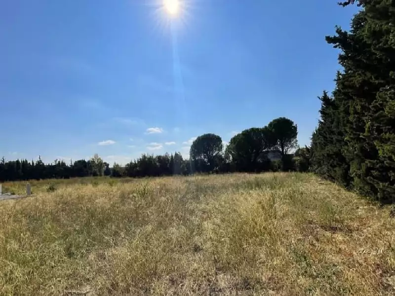 Terrain à bâtir, 860 m² - Lézignan-Corbières (11200)