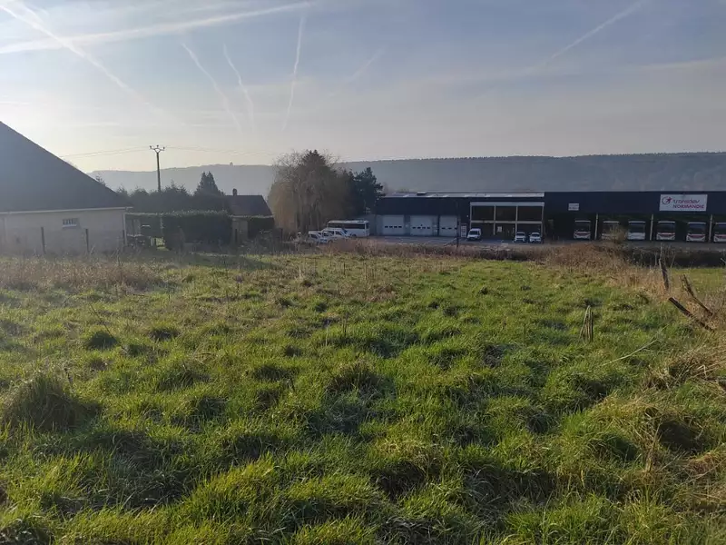Terrain à bâtir, 1 501 m² - Corneville-sur-Risle (27500)