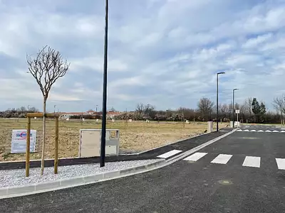 Terrain à bâtir, 350 m²