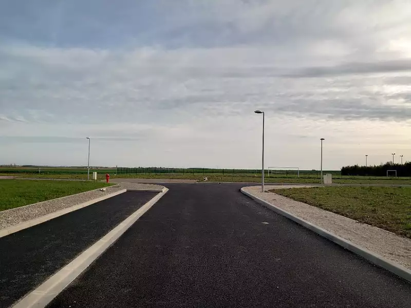 Terrain à bâtir, 620 m² - Saint-Aubin-des-Bois (28300)