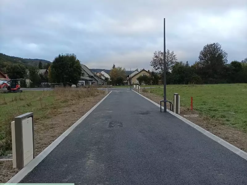 Terrain à bâtir, 400 m² - Chabottes (05260)