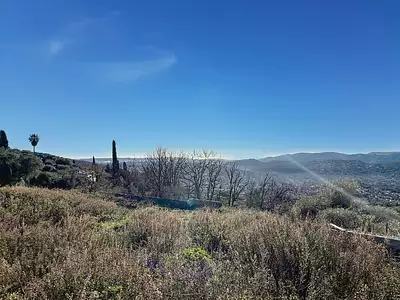 Terrain à bâtir, 1 500 m²