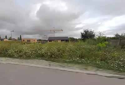 Terrain à bâtir, 451 m²