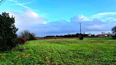 Terrain à bâtir, 300 m²