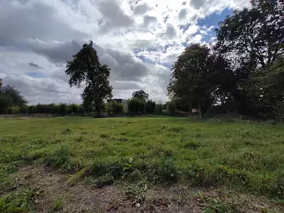 Terrain à bâtir, 800 m²