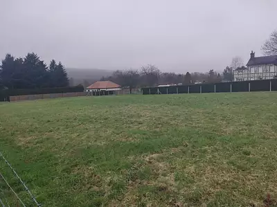 Terrain à bâtir, 1 073 m²