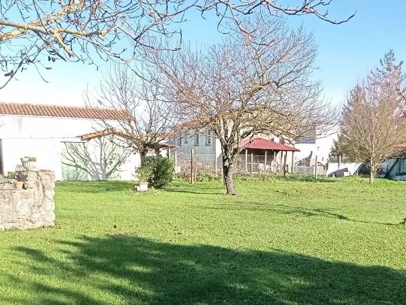 Terrain à bâtir, 539 m² - Médis (17600)