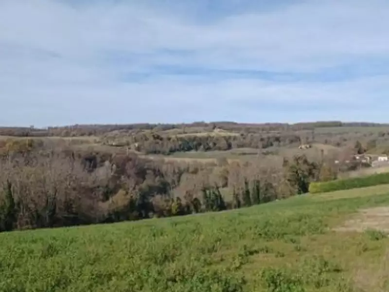 Terrain à bâtir, 731 m² - Valherbasse (26350)