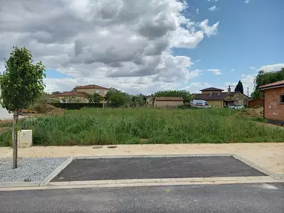 Terrain à bâtir, 400 m²