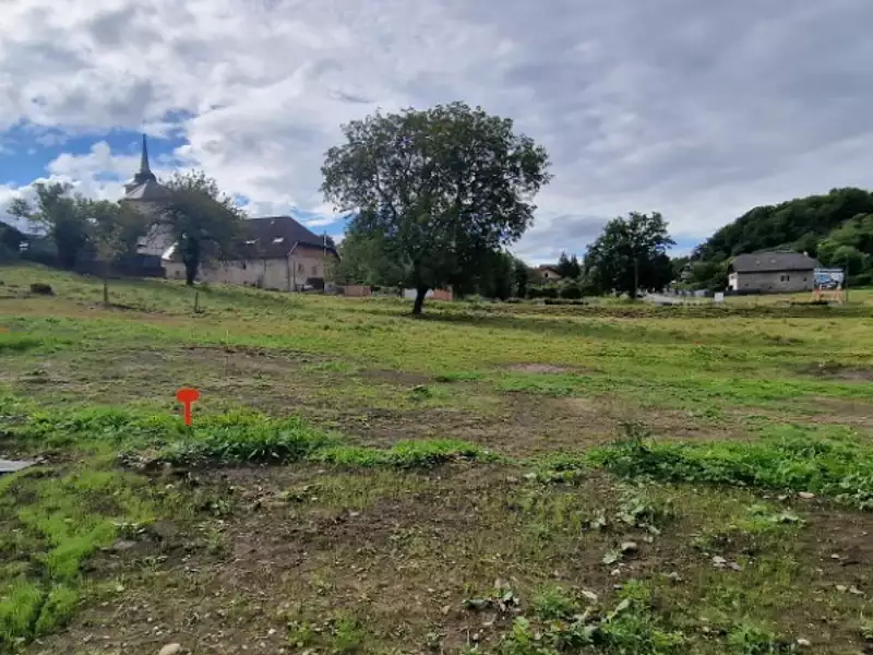 Terrain à bâtir, 382 m² - Chavanod (74650)