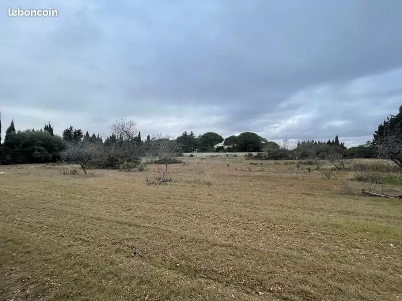 Terrain à bâtir, 558 m² - Quarante (34310)