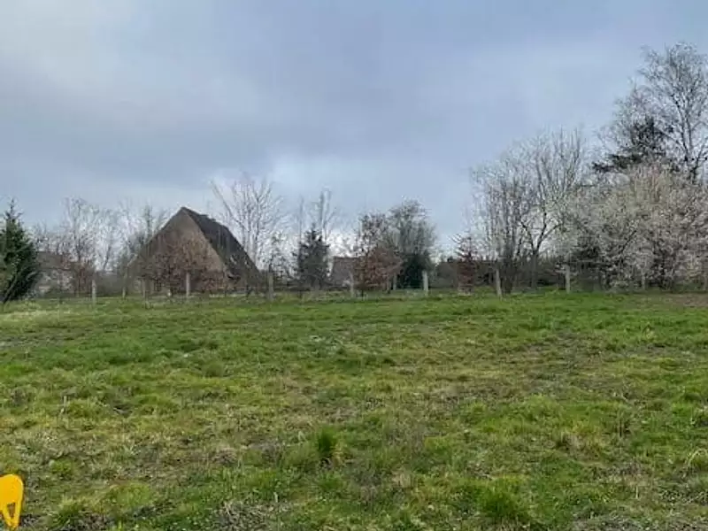 Terrain à bâtir, 726 m² - Charolles (71120)