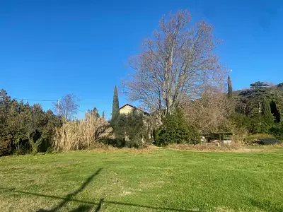 Terrain à bâtir, 659 m²