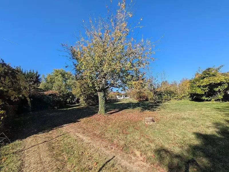 Terrain à bâtir, 811 m² - Villenave-d'Ornon (33140)