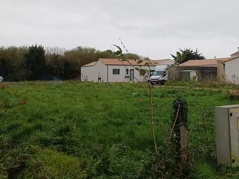 Terrain à bâtir, 299 m² - La Tranche-sur-Mer (85360)