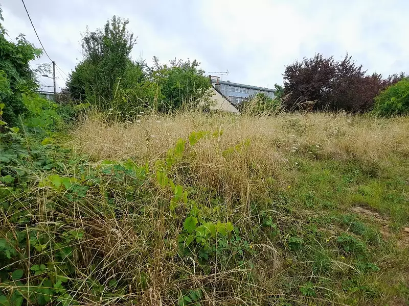 Terrain à bâtir, 617 m² - Auxerre (89000)