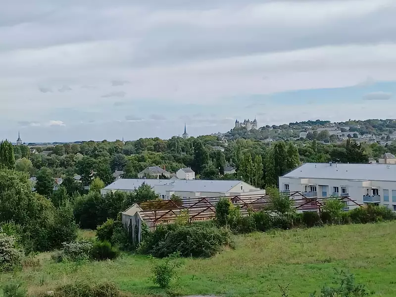 Terrain à bâtir, 1 494 m² - Saumur (49400)