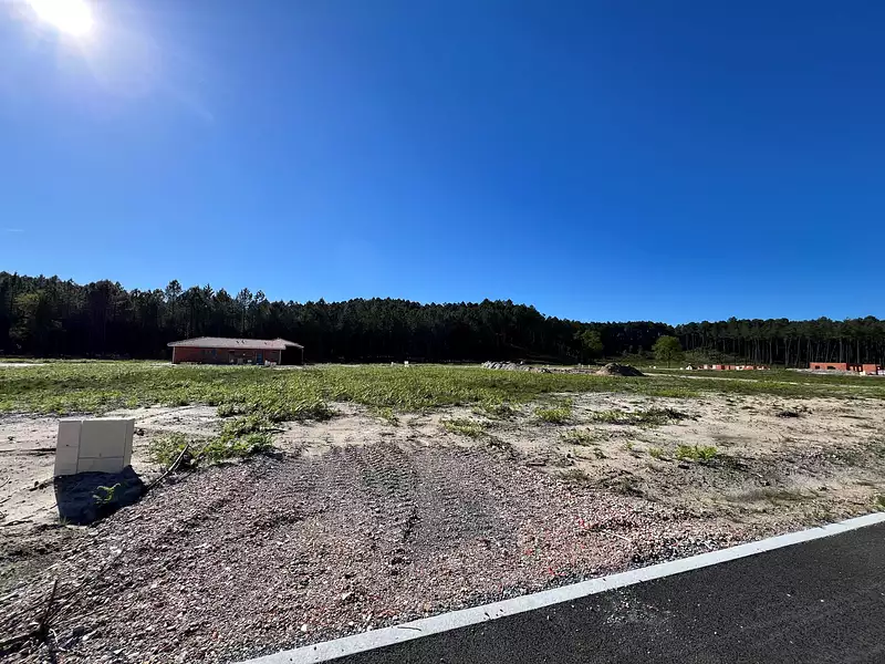 Terrain à bâtir, 560 m² - Vielle-Saint-Girons (40560)