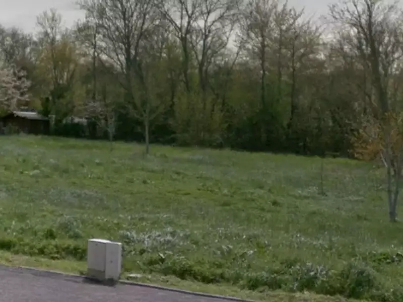 Terrain à bâtir, 2 340 m² - Auberville (14640)