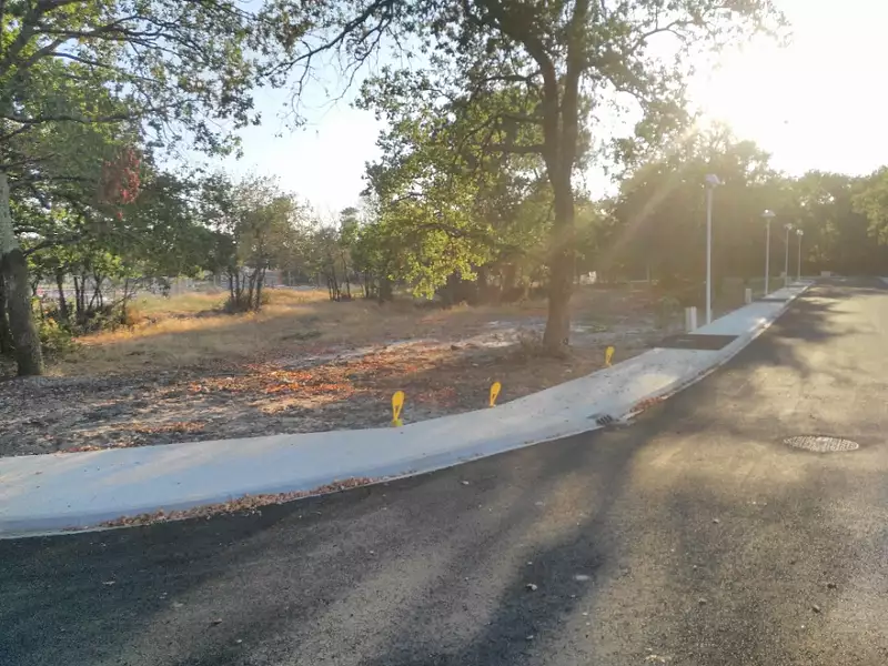 Terrain à bâtir, 331 m² - Parentis-en-Born (40160)