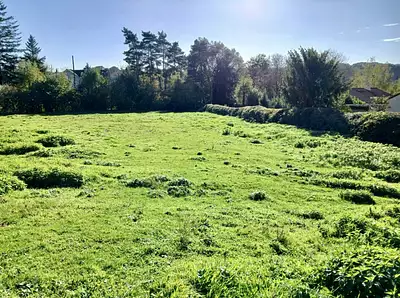 Terrain à bâtir, 1 000 m²