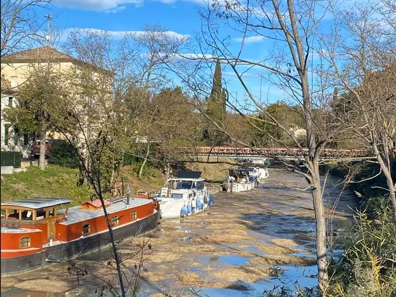 Terrain à bâtir, 765 m² - Poilhes (34310)